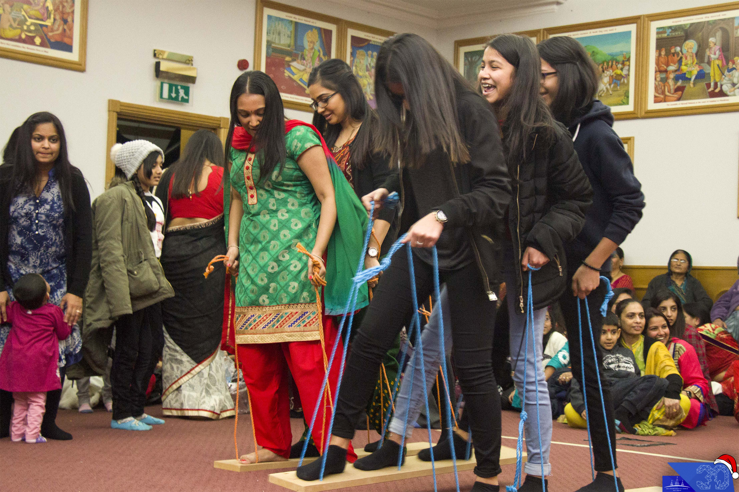 ©1987-2017 SKS Swaminarayan Temple East London